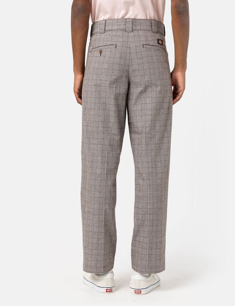 Dickies Bakerhill Plisseehose (locker) - Dunkelbraun