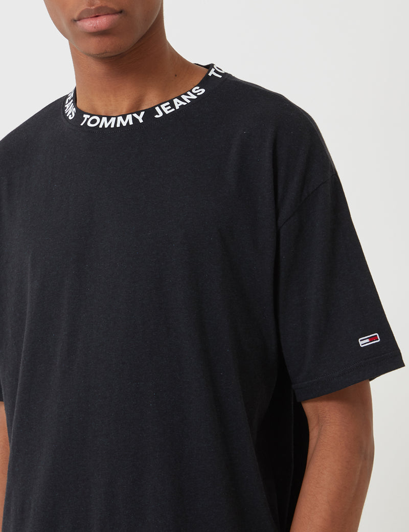 Tommy Hilfiger Branded Collar T-Shirt - Black