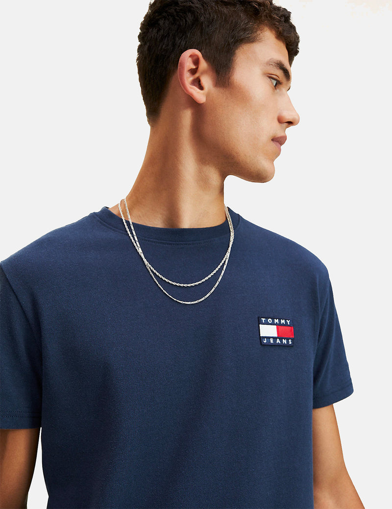 Tommy Jeans Badge Logo T-Shirt - Black Iris/Navy