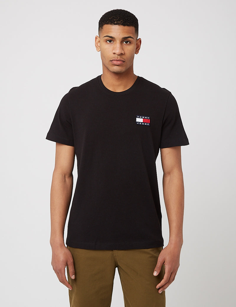 T-Shirt à Logo Badge Tommy Jeans (Coton Bio) - Noir