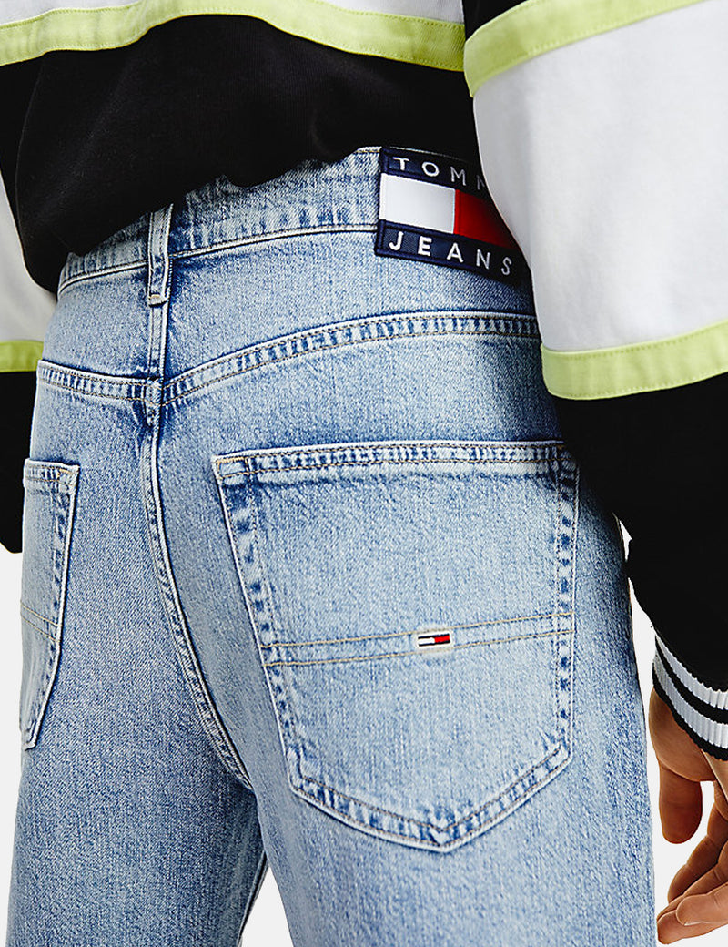 Tommy Jeans Dad Faded Jeans (테이퍼)-페이드 블루