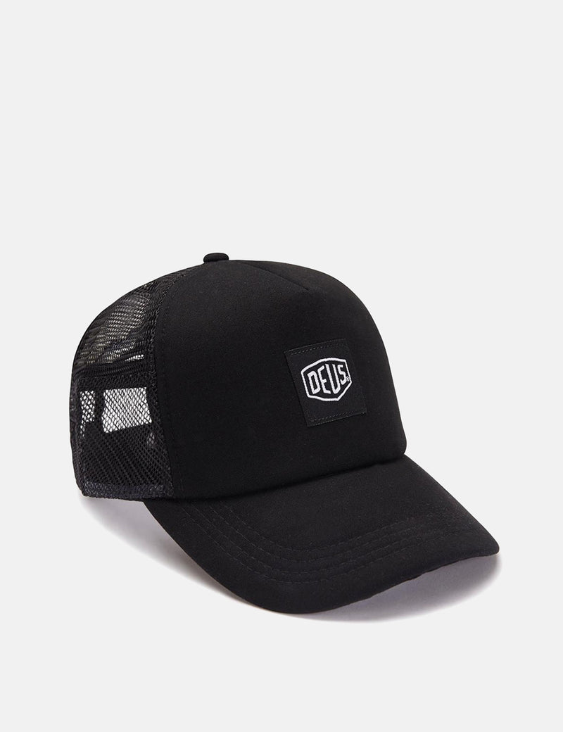 Deus Ex Machina Glover Trucker Cap - Black