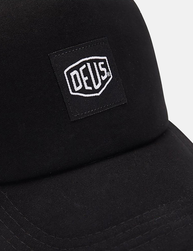 Deus Ex Machina Glover Trucker Cap - Black