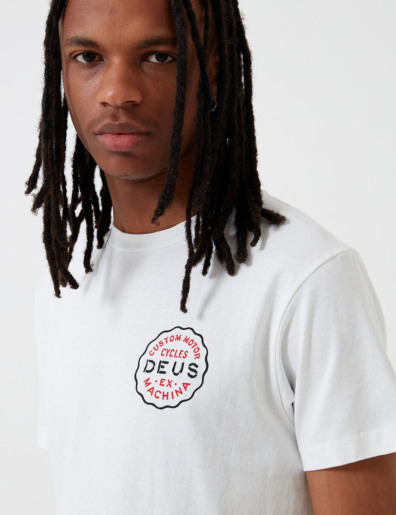 Deus Ex Machina 도쿄 주소 티셔츠 (자수)-빈티지 화이트