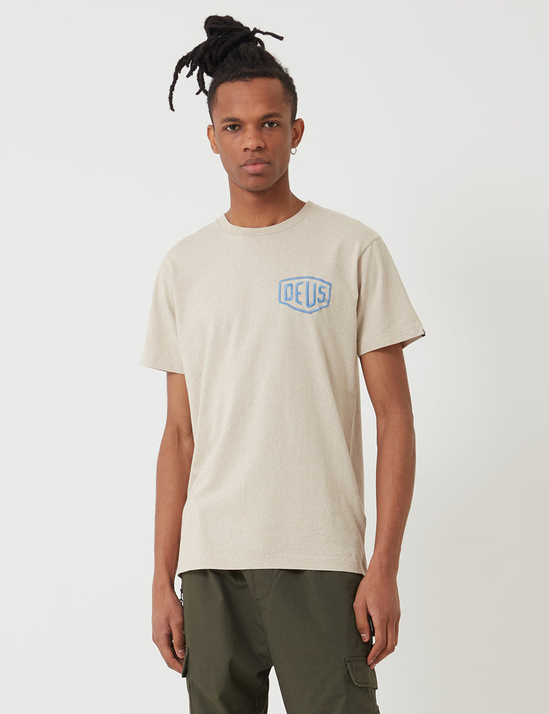 Deus ExMachinaプレミアム東京Tシャツ-SafariMarle