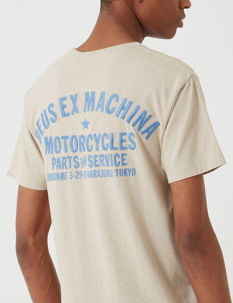 Deus ExMachinaプレミアム東京Tシャツ-SafariMarle