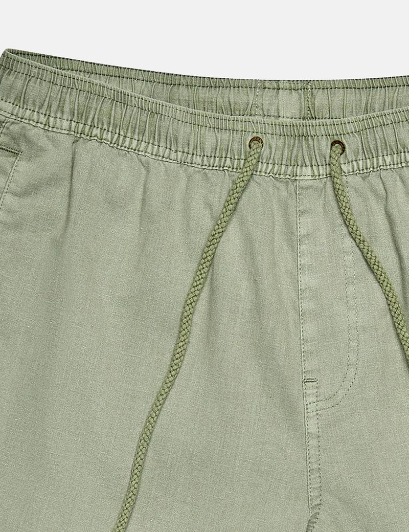 Deus Ex Machina Sandbar Garment Dye Shorts - Tee Grüner