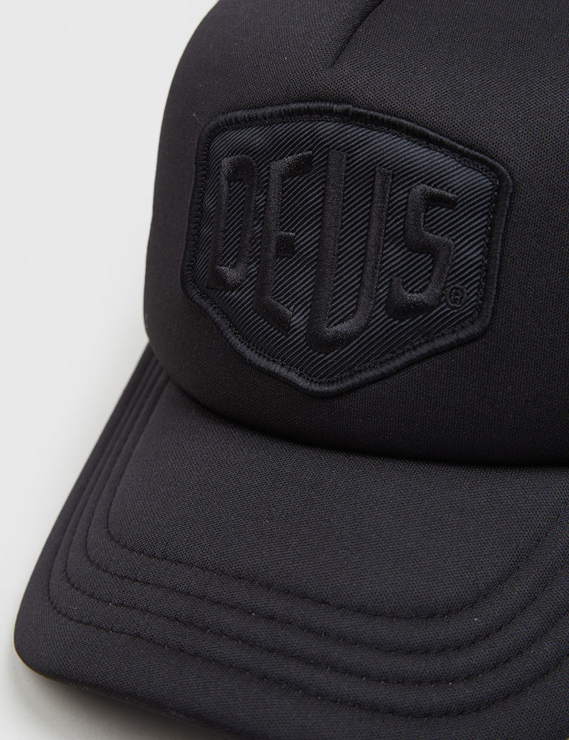 Deus Ex Machina Baylands Trucker Cap - Black