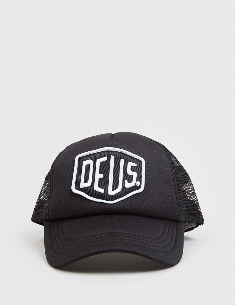 Deus Ex Machina Baylands Trucker Cap - Black/White