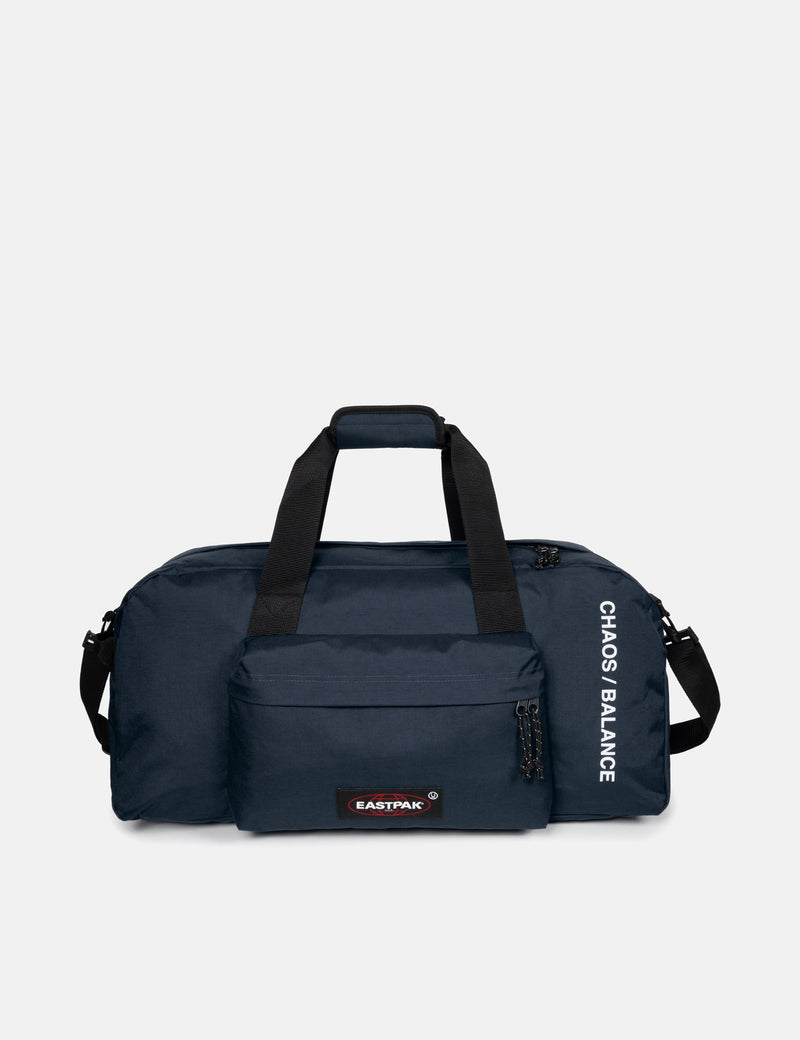 Eastpak x Undercover Stand+ Seesack - Marineblau