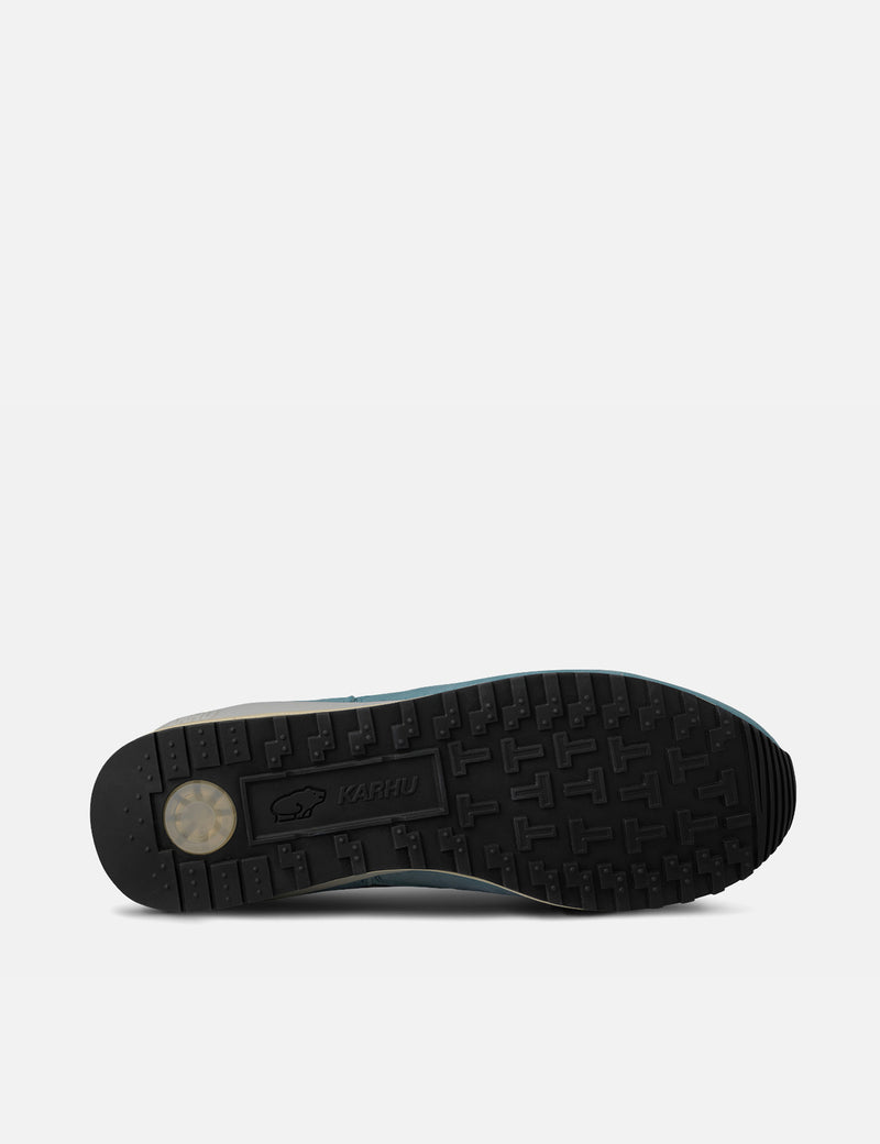 Karhu Synchron Classic Trainers - Reef Waters/Abbey Stone Grey