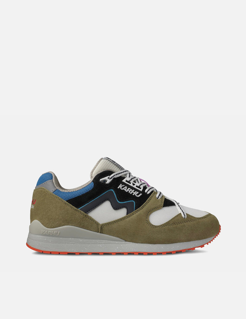 Karhu Synchron Classic Trainers - Green Moss/India Ink