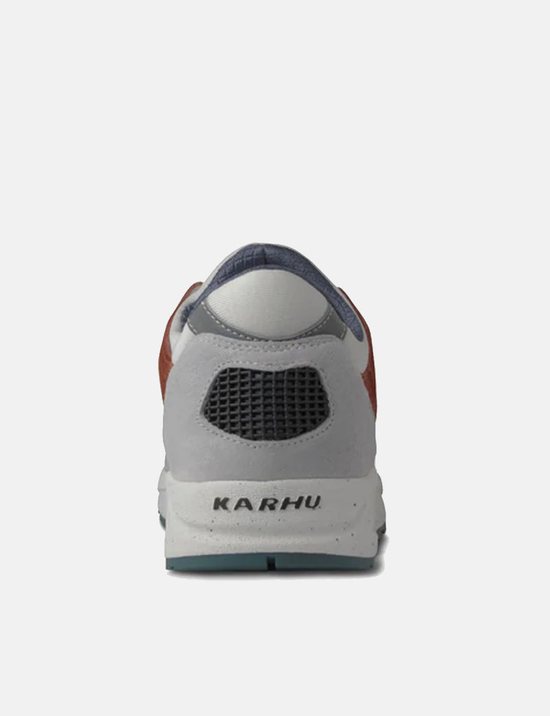 Baskets Karhu Aria - Bleu Aube/Sauce Piquante