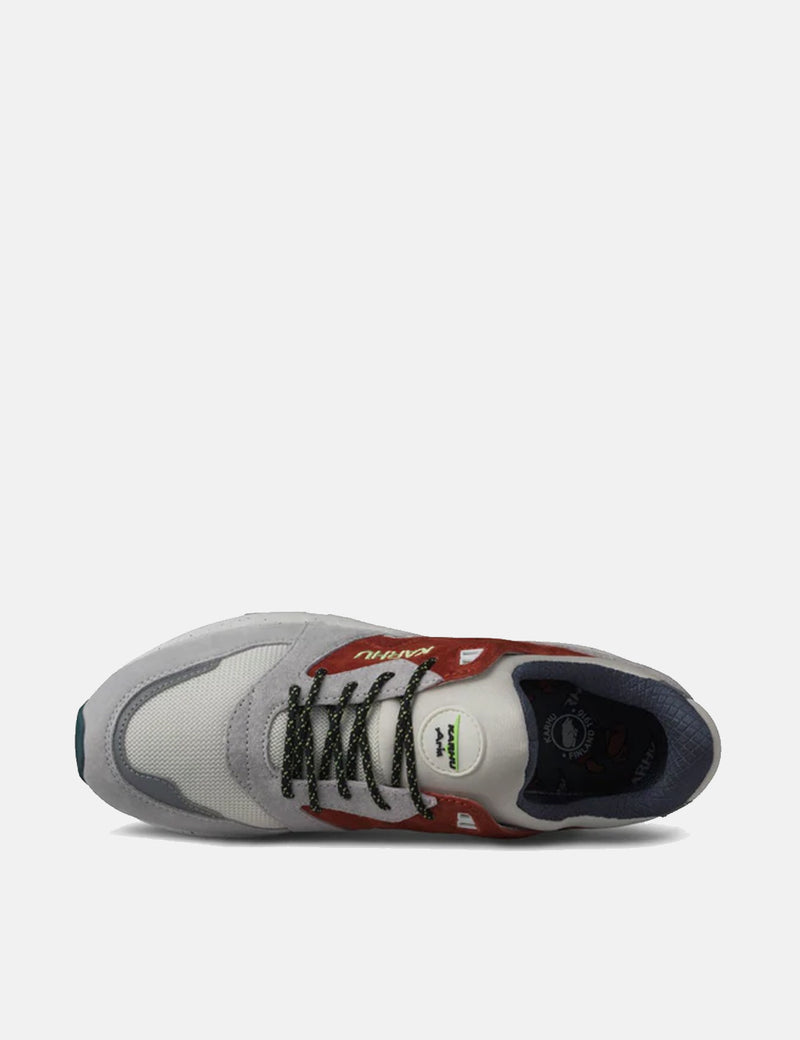 Baskets Karhu Aria - Bleu Aube/Sauce Piquante
