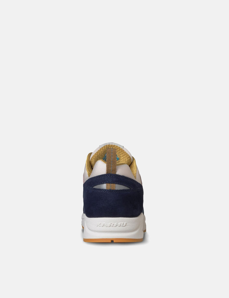 Karhu Fusion 2.0（F804064）-パトリオットブルー/タペナード