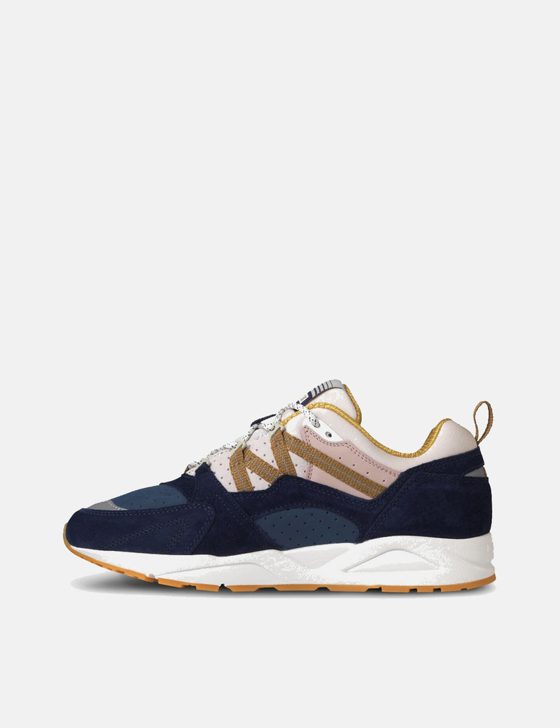 Karhu Fusion 2.0（F804064）-パトリオットブルー/タペナード
