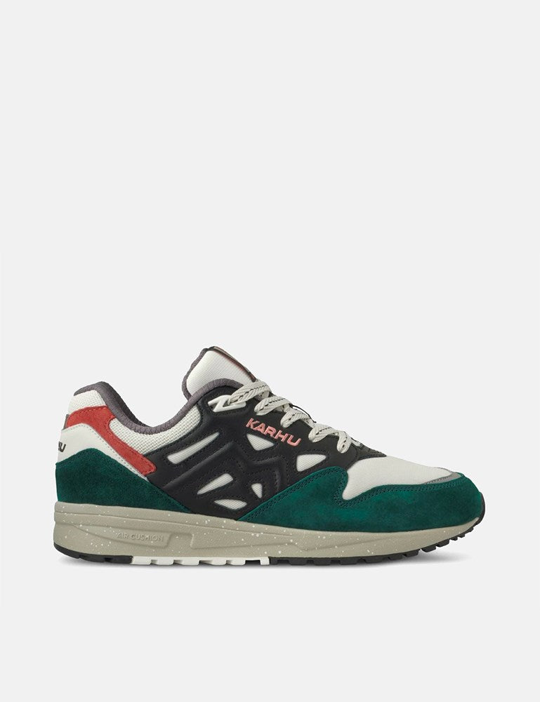 Karhu Legacy 96(F806025) - 준 버그/제트 블랙