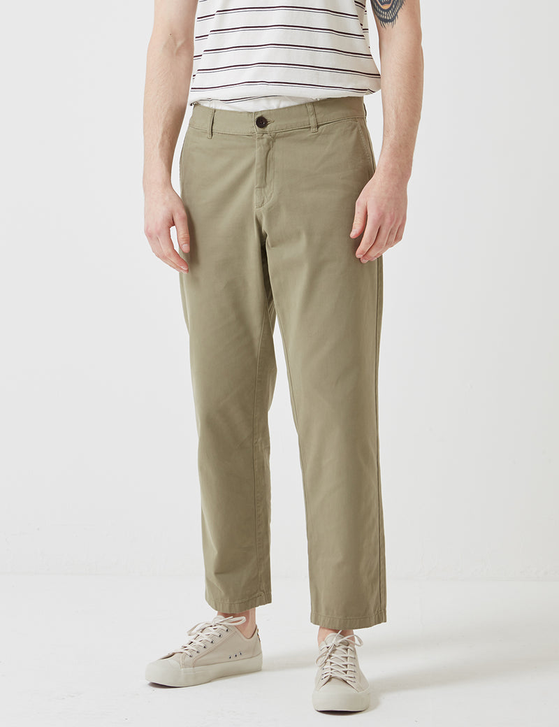 Portuguese Flannel Mini Golf Trousers (Regular Fit) - Light Olive Green
