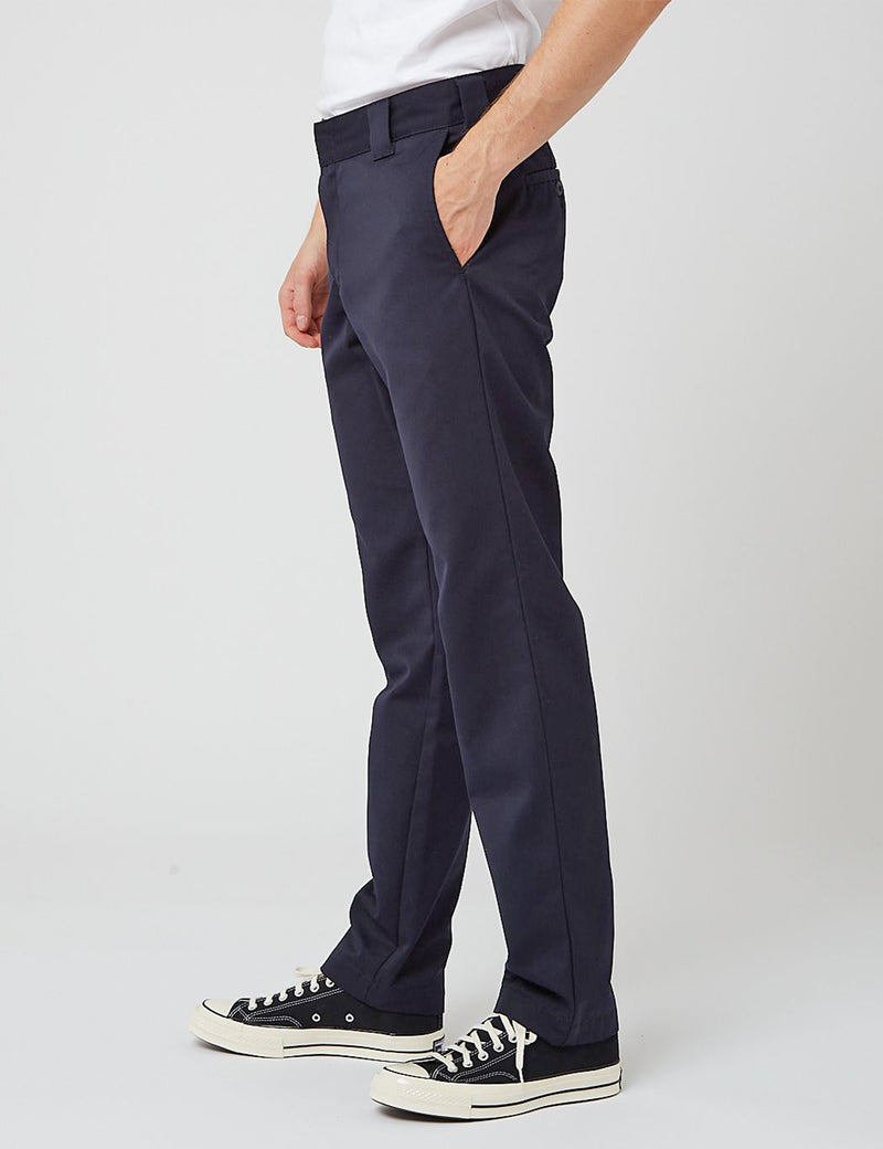 Carhartt-WIP Master Pant (coupe fuselée décontractée) - Bleu marine foncé rincé