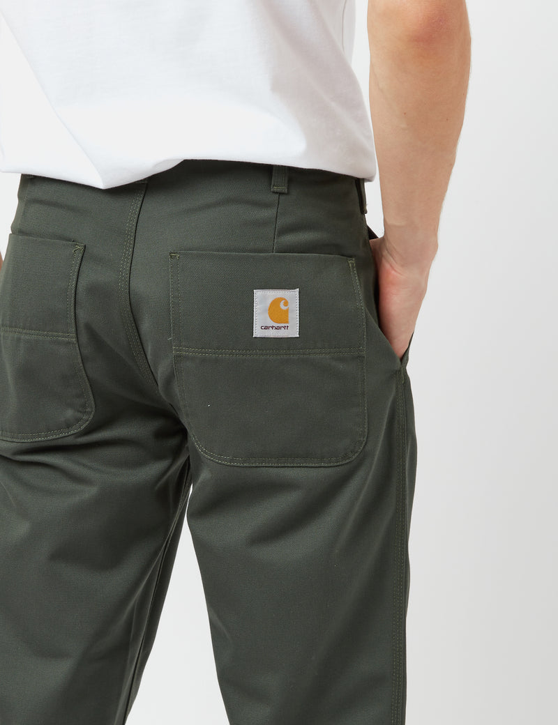 Carhartt-WIP Abbott Pant (크롭 테이퍼드) - 회양목 그린