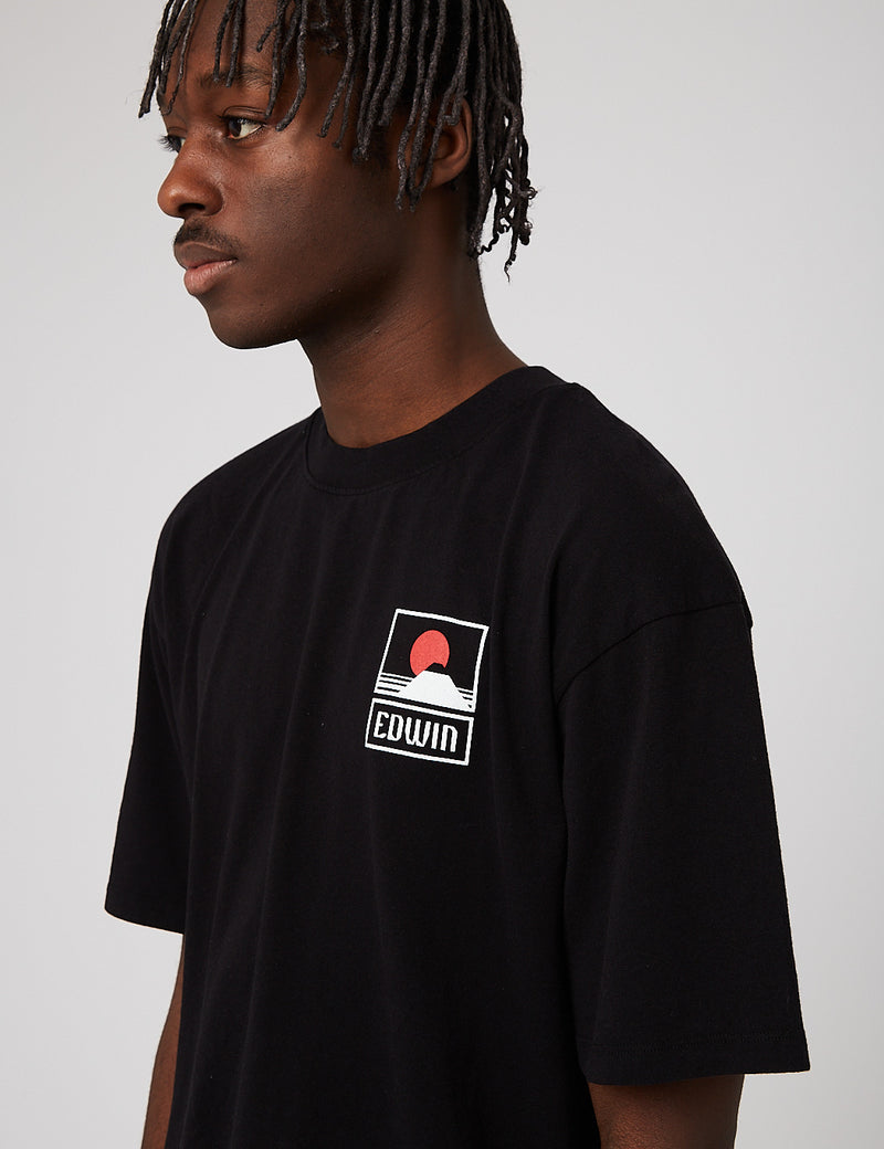 T-shirt Edwin Sunset on MT Fuji - Noir