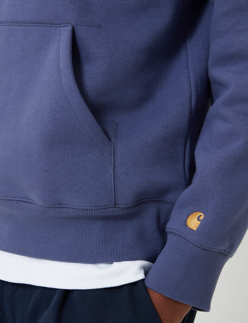 Carhartt-WIP Hooded Chase Sweatshirt - Cold Viola/Gold