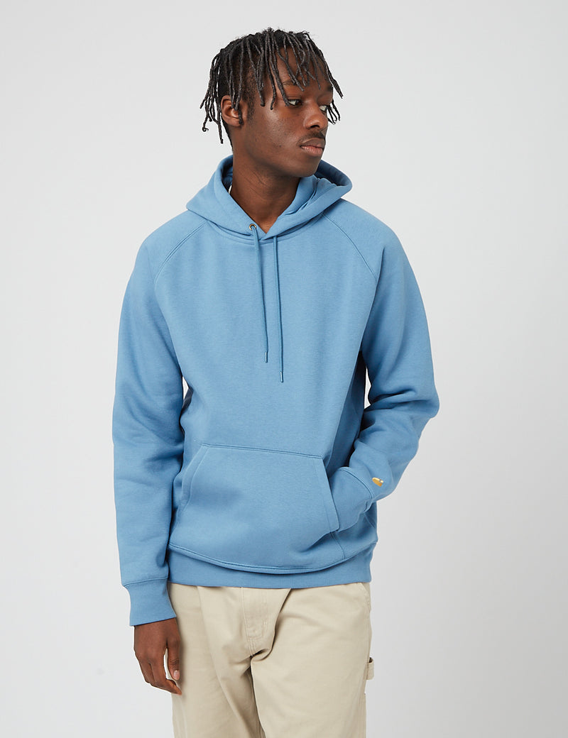 Carhartt-WIP Sweat à Capuche Chase - Bleu Eau Glacée/Or
