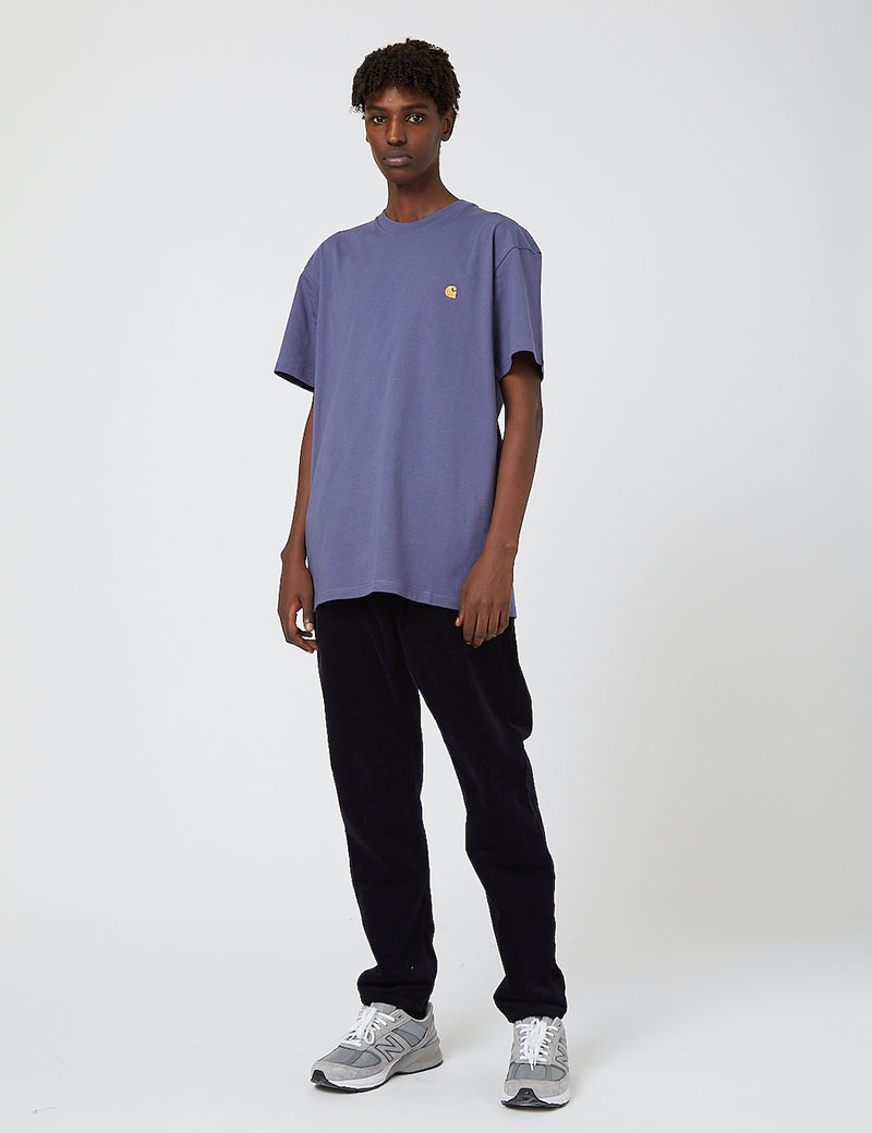 Carhartt-WIP Chase T-Shirt - Cold Viola/Gold