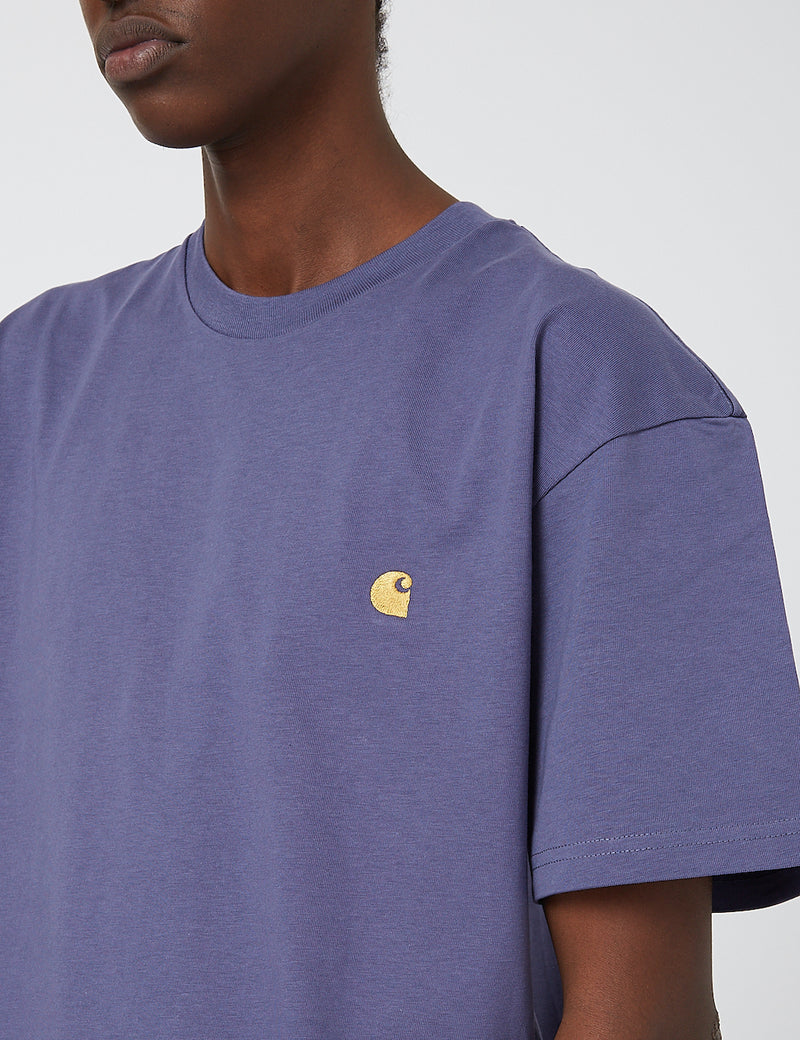 Carhartt-WIP Chase 티셔츠 -Cold Viola/Gold