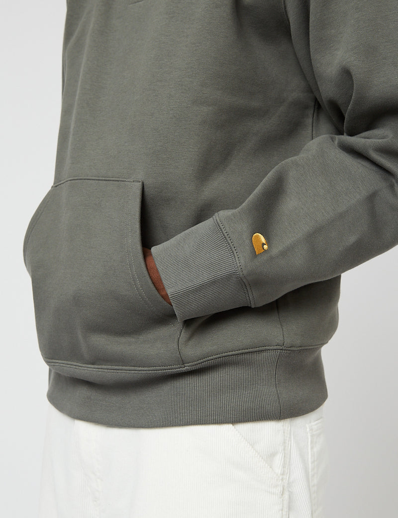 Carhartt-WIP Chase Neck Zip Sweatshirt - Vert Thym/Or