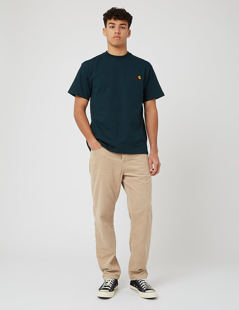 Carhartt-WIPアメリカンスクリプトTシャツ（オーガニックコットン）-ディープラグーングリーン