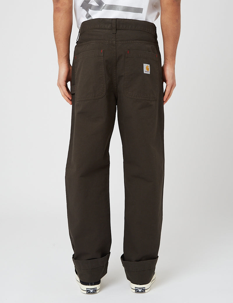 Carhartt-WIPウェズリーパンツ（レギュラー、テーパー）-ストームクラウドブラウン