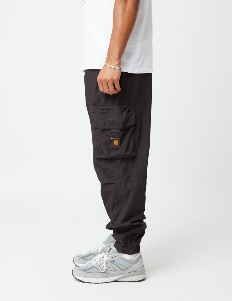 Cargo noir carhartt best sale