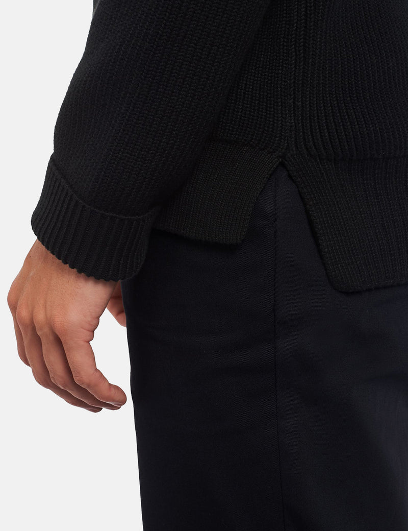 Sweat à col en V rayé Fred Perry - Noir