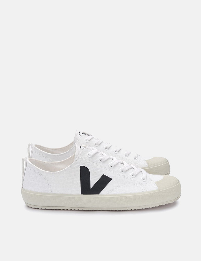 Veja Nova Canvas Sneaker - Weiß / Schwarz