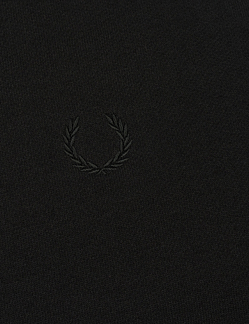 Fred Perry Laurel Oversized Logo Sweatshirt - Black
