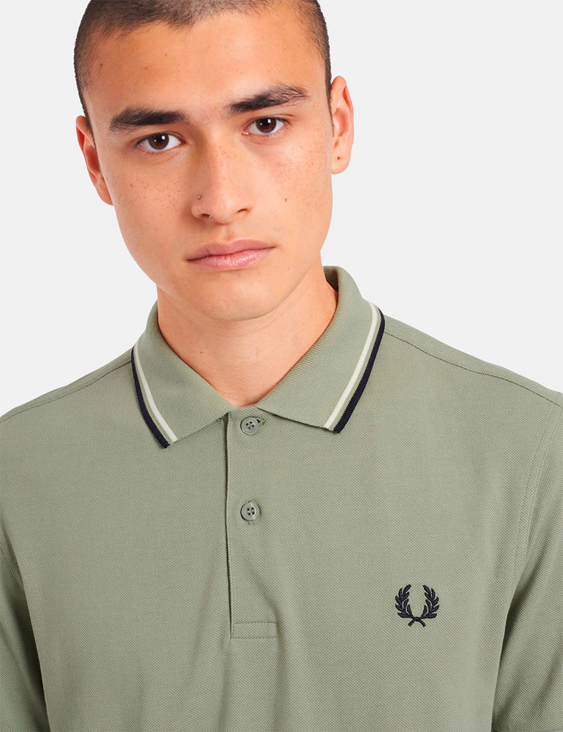 Fred Perry 트윈 팁 폴로 셔츠-Seagrass