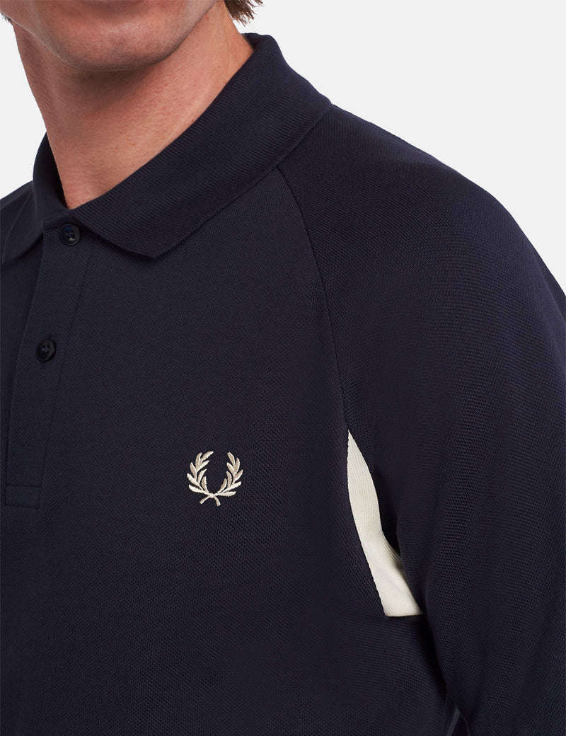 Polo à manches raglan Fred Perry Re-issues - Deep Carbon Grey