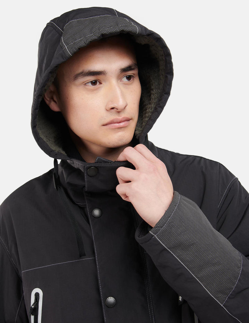 Barbour x And Wander Insu Jacke - Schwarz