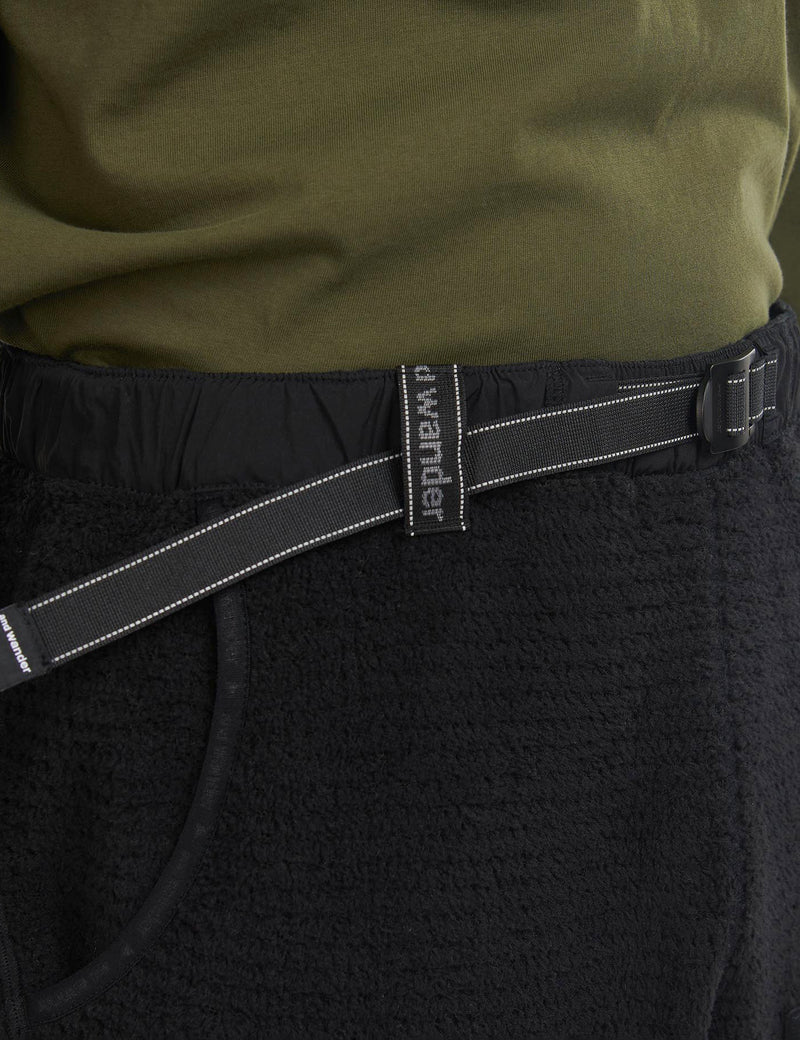 Barbour x And Wander Hose (Relaxed, Taper) – Schwarz
