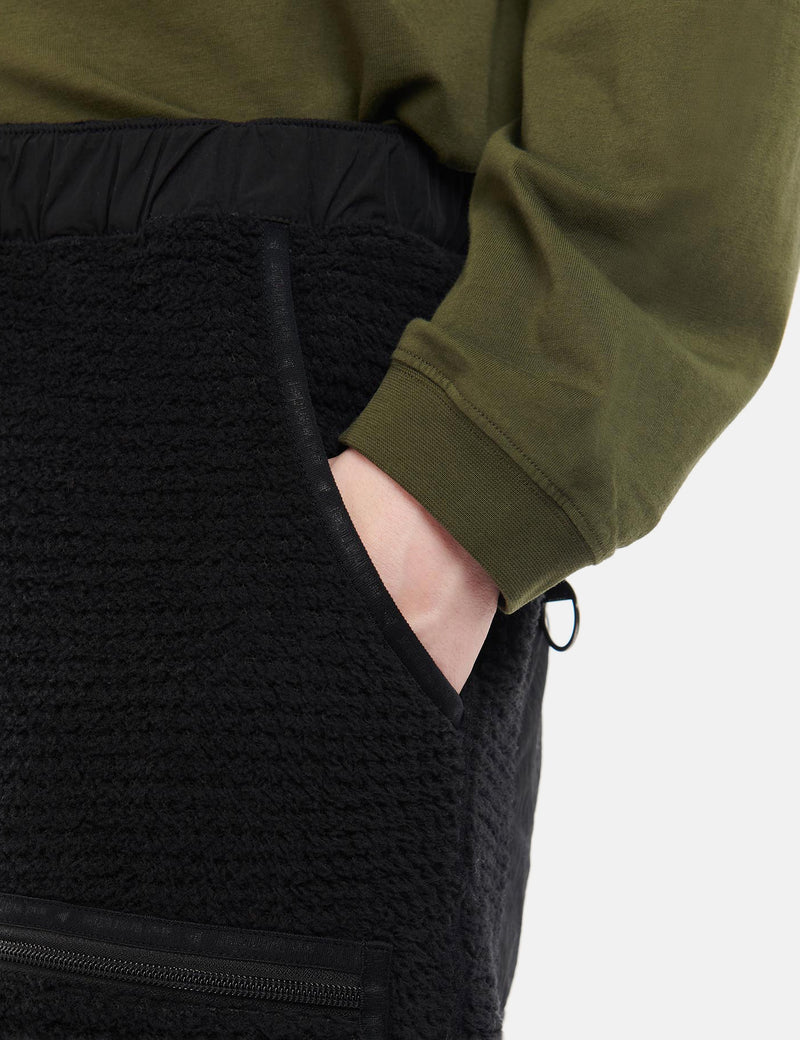 Barbour x And Wander Hose (Relaxed, Taper) – Schwarz