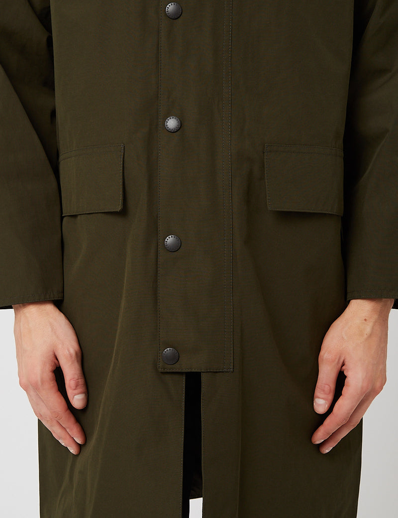 Barbour 방수 슬림 Burghley 재킷 - Sage Green