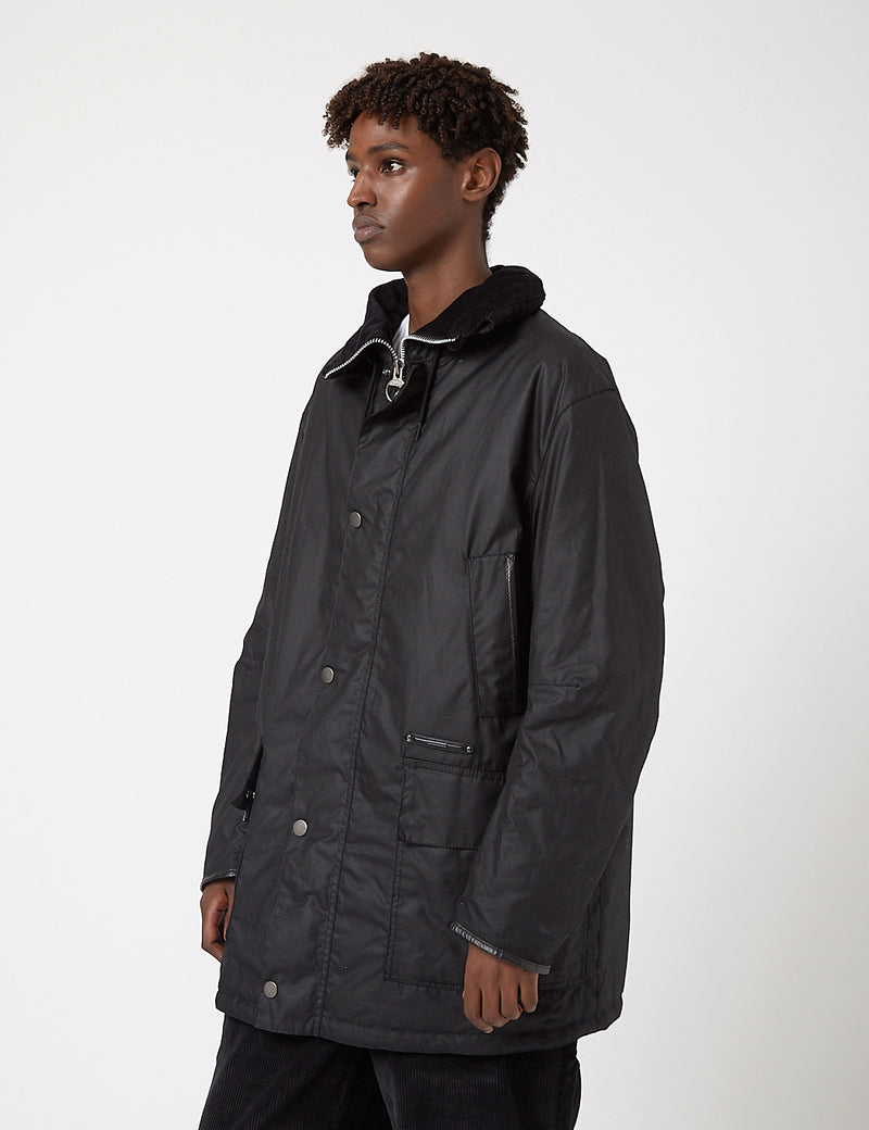 Barbour Gold Standard Supa-Border Waxed Jacket Black | URBAN EXCESS.