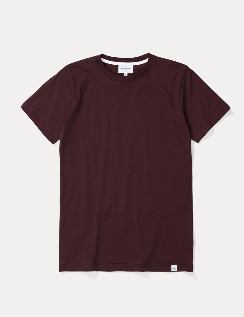 Norse Projects Niels Standard T-Shirt - Eggplant Brown