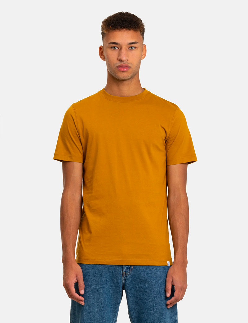 T-Shirt Norse Projects Niels Standard - Jaune Oxyde