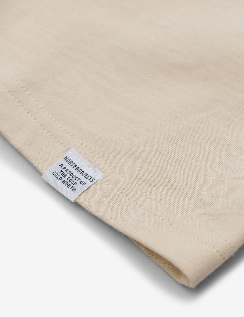 T-Shirt Norse Projects Niels Standard - Sable