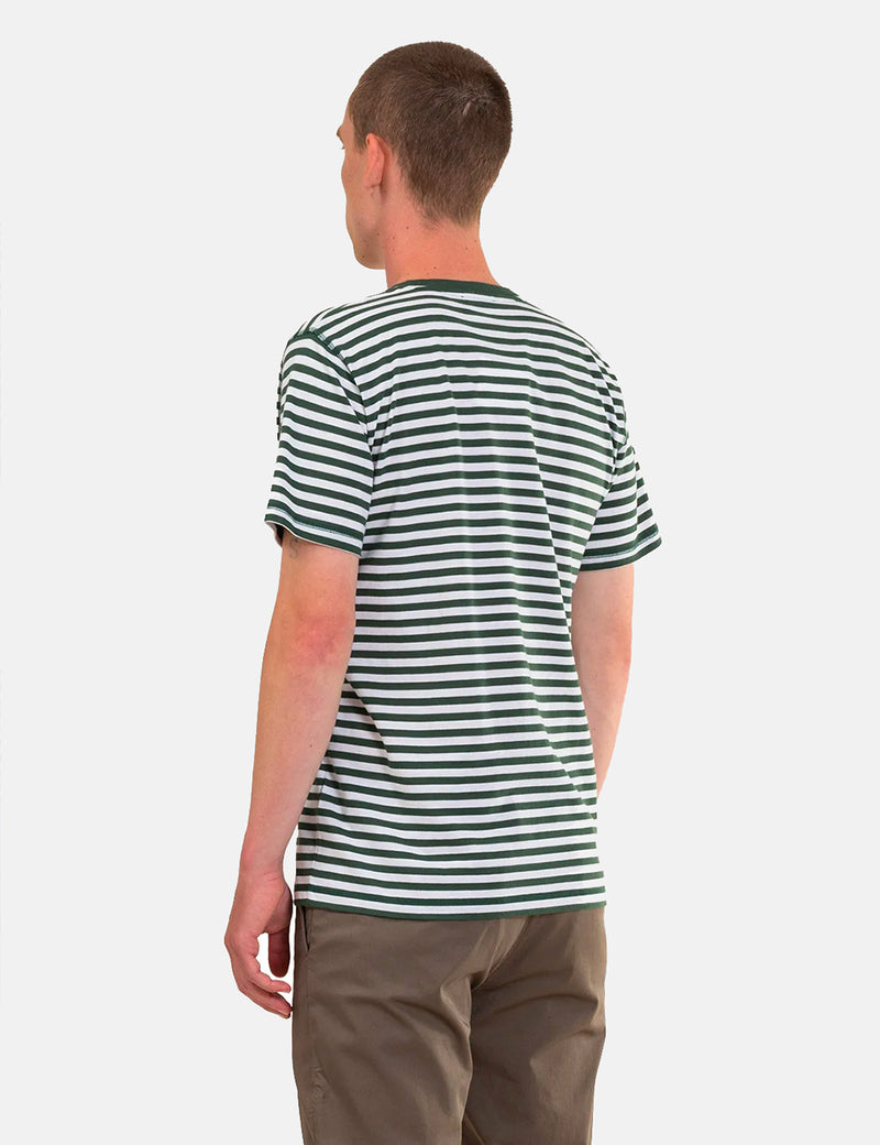 Norse ProjectsクラシックストライプTシャツ-ダートマスグリーン