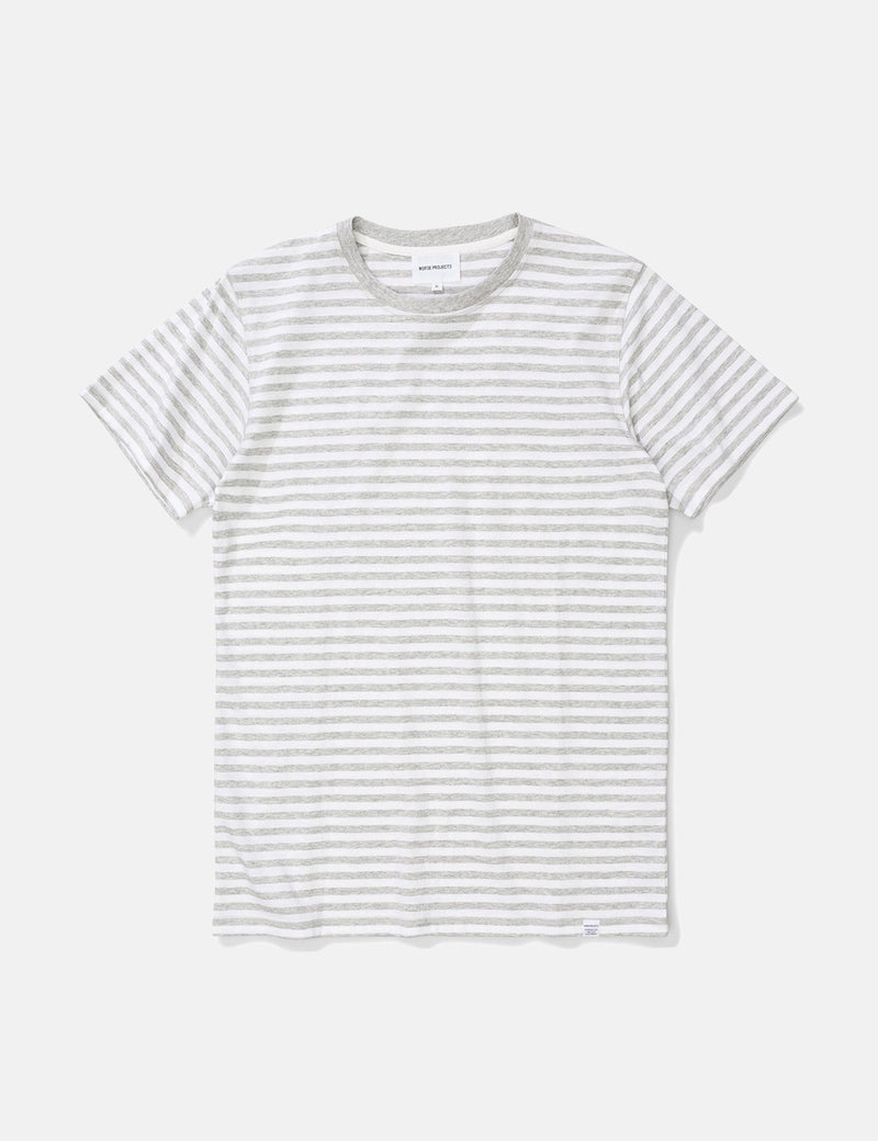 T-Shirt à Rayures Classiques Norse Projects Niels - Light Grey Melange