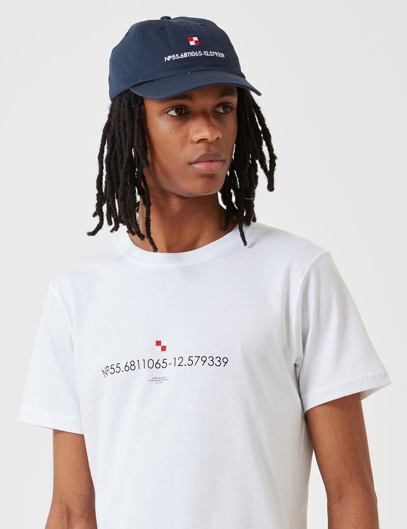 Norse Projects NielsCoordinatesロゴTシャツ-ホワイト