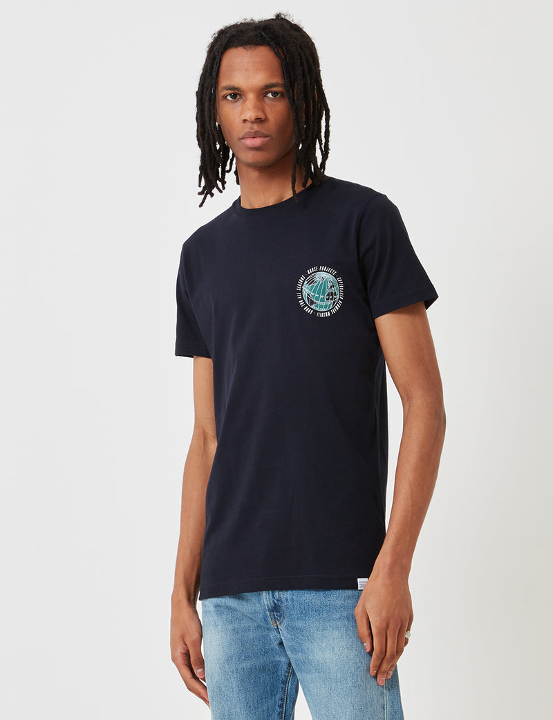 Norse Projects NielsGlobeロゴTシャツ-ダークネイビー